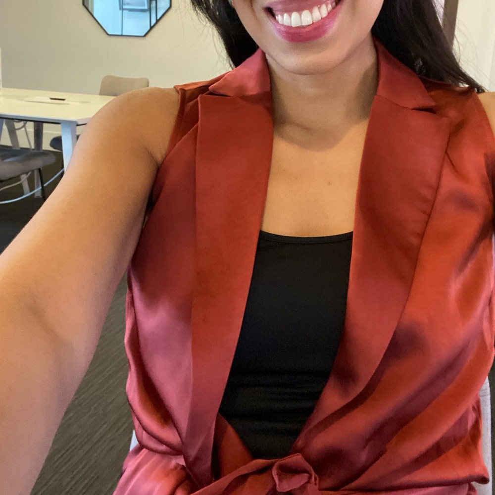 Vince Camuto Belted Notch-lapel Vest